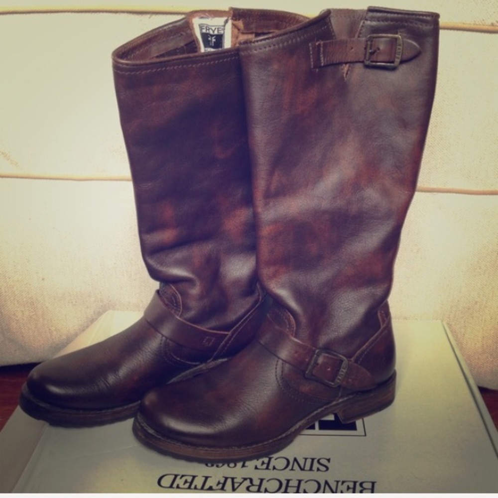 Frye veronica slouch boot